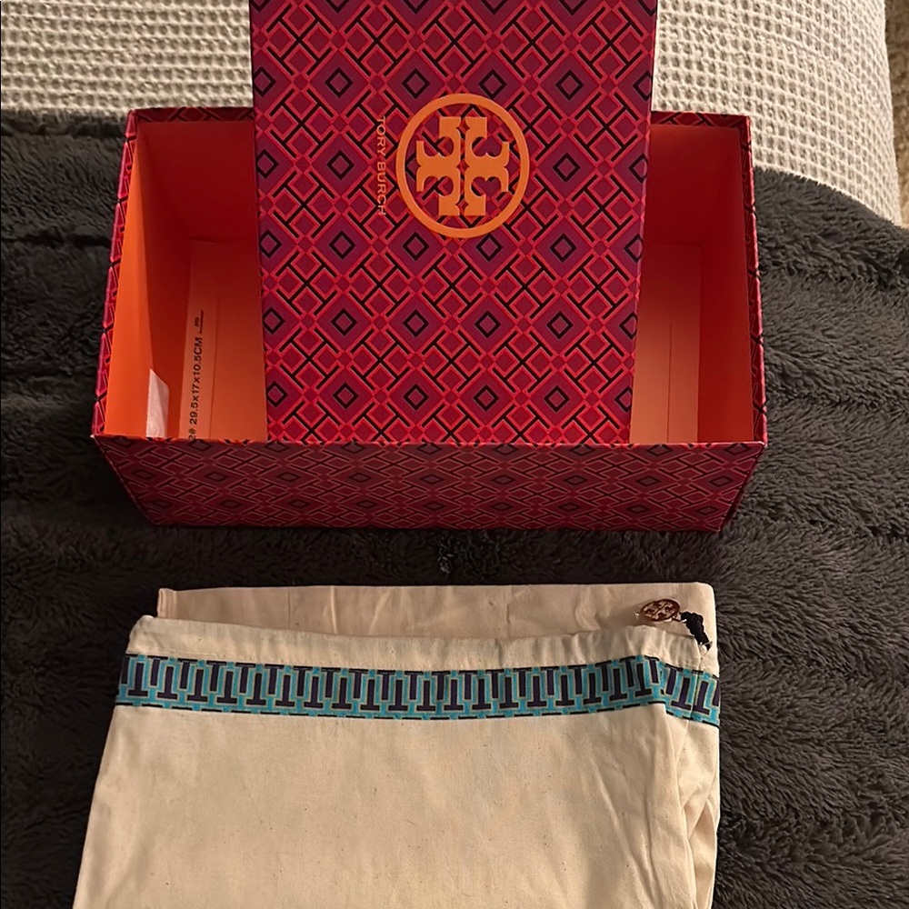 Tory Burch Geometric Red Box with Cream Dust Bag
